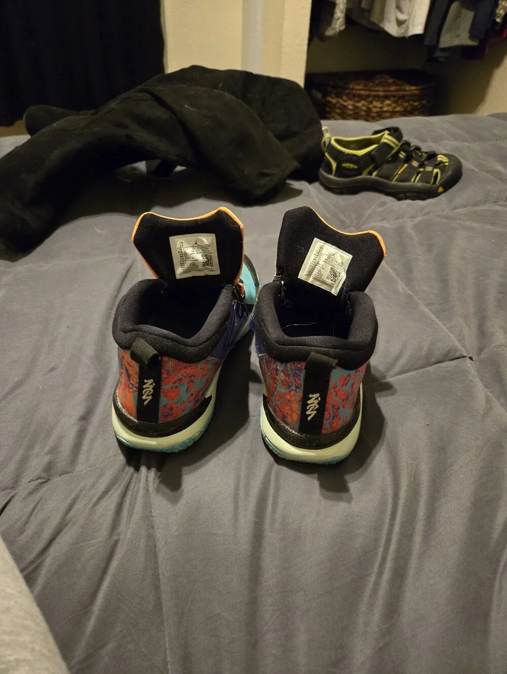 Kids Air Jordan Zion 1's